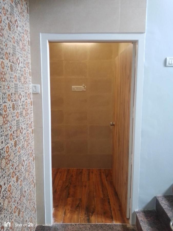 Season 4 Residences - 1Bhk Furnished Apartments Chennai Eksteriør billede