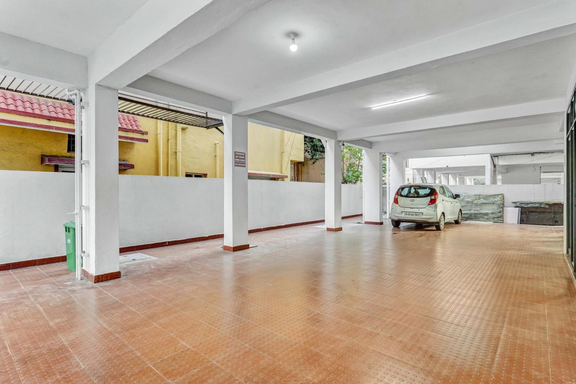 Season 4 Residences - 1Bhk Furnished Apartments Chennai Eksteriør billede