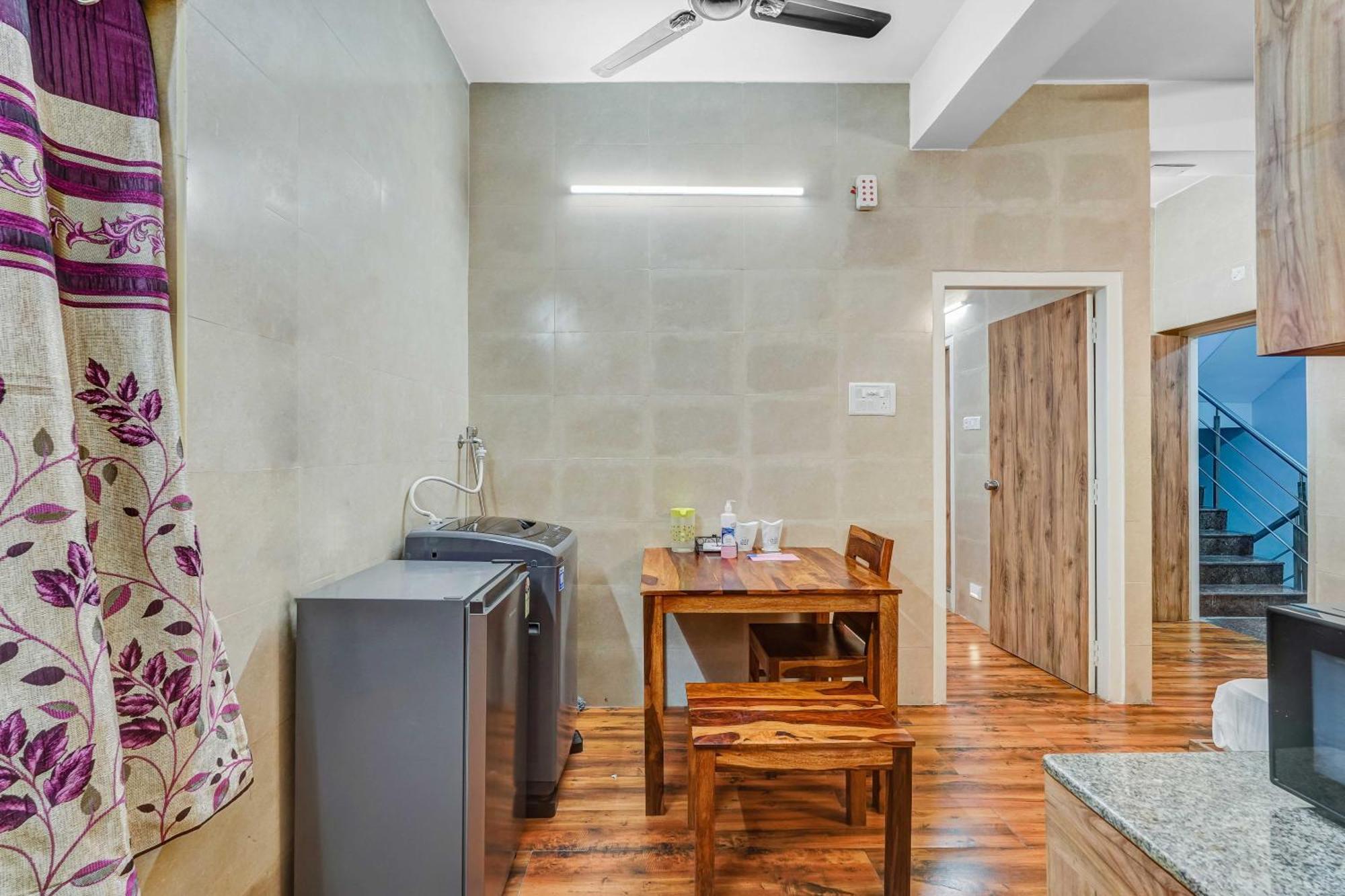 Season 4 Residences - 1Bhk Furnished Apartments Chennai Eksteriør billede